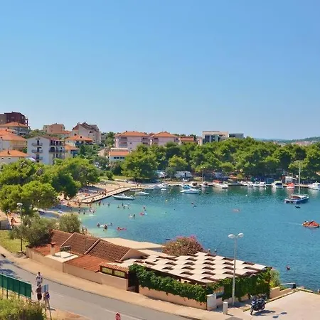 In With Sea View, Balcony, Air Conditioning, Wi-fi Lejlighed